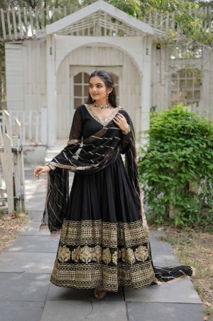 Faux blooming embroidered black gown dupatta