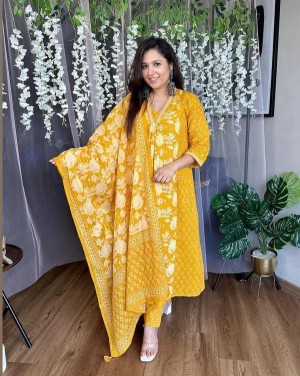 Beautiful heavy mili printed embroidery yellow kurti pant dupatta