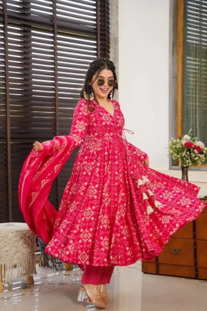 Linning beautiful designer occasion muslin rani suit