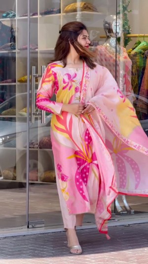 Introducing beautiful designer viscose pink kurta pant dupatta
