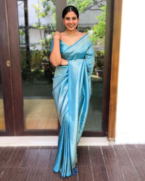 Beautiful jacquard exclusive rich pallu lichi silk sky blue saree