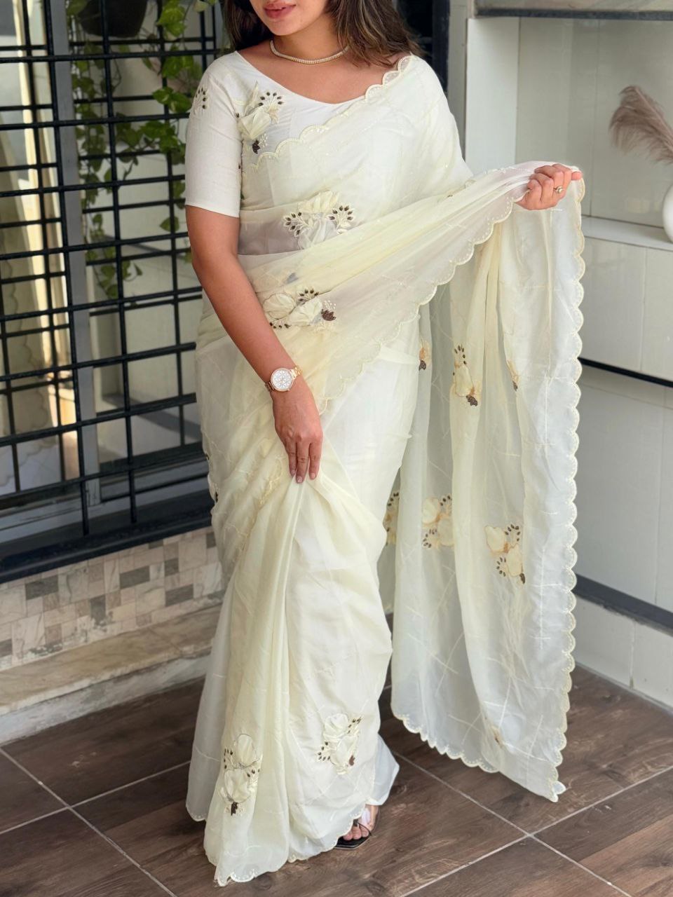 Beautifulness crystal silk cotton cream saree