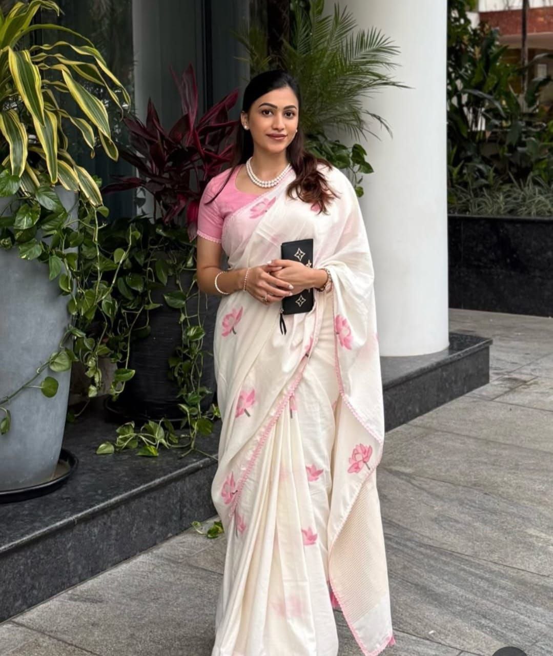 Designer digital printed linen pink saree