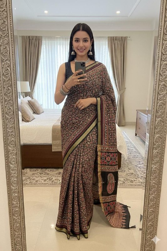 Gracefull handcraft printed cotton black saree