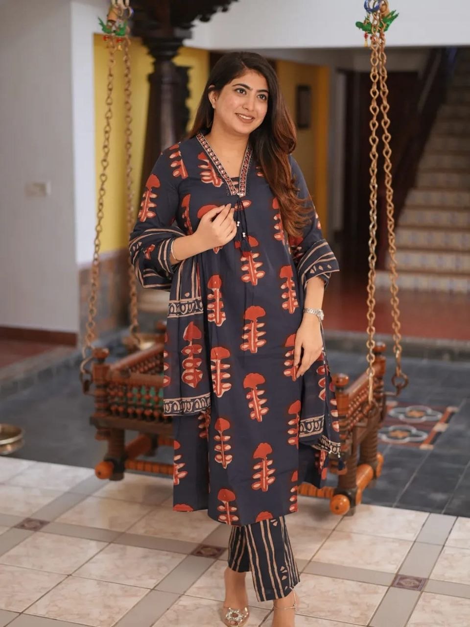 Gloriva handwork cotton black suit set