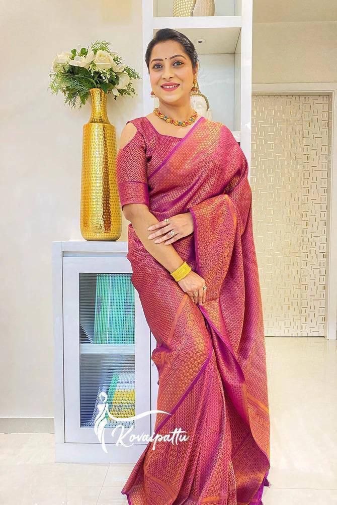 Designers jacquard soft lichi silk pink saree