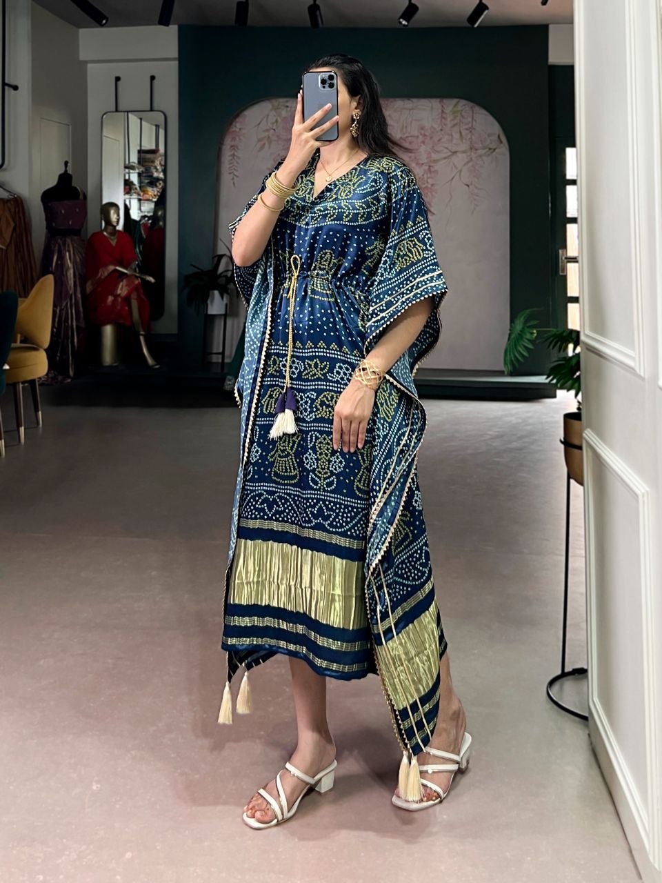 Compulsory digital print silk blue dress