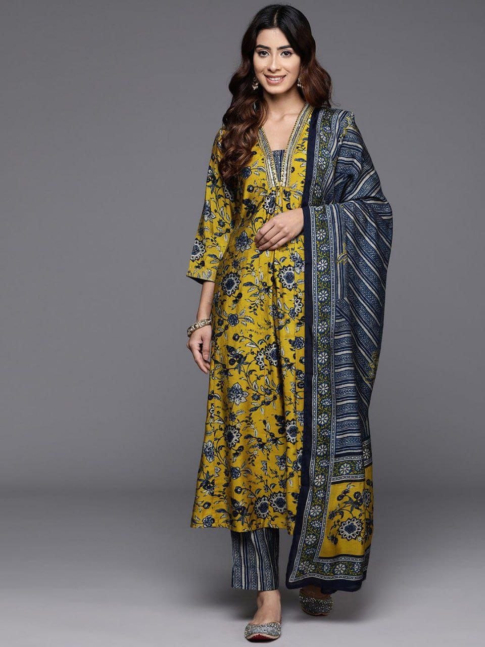 Highlights printed cotton yellow top pant dupatta
