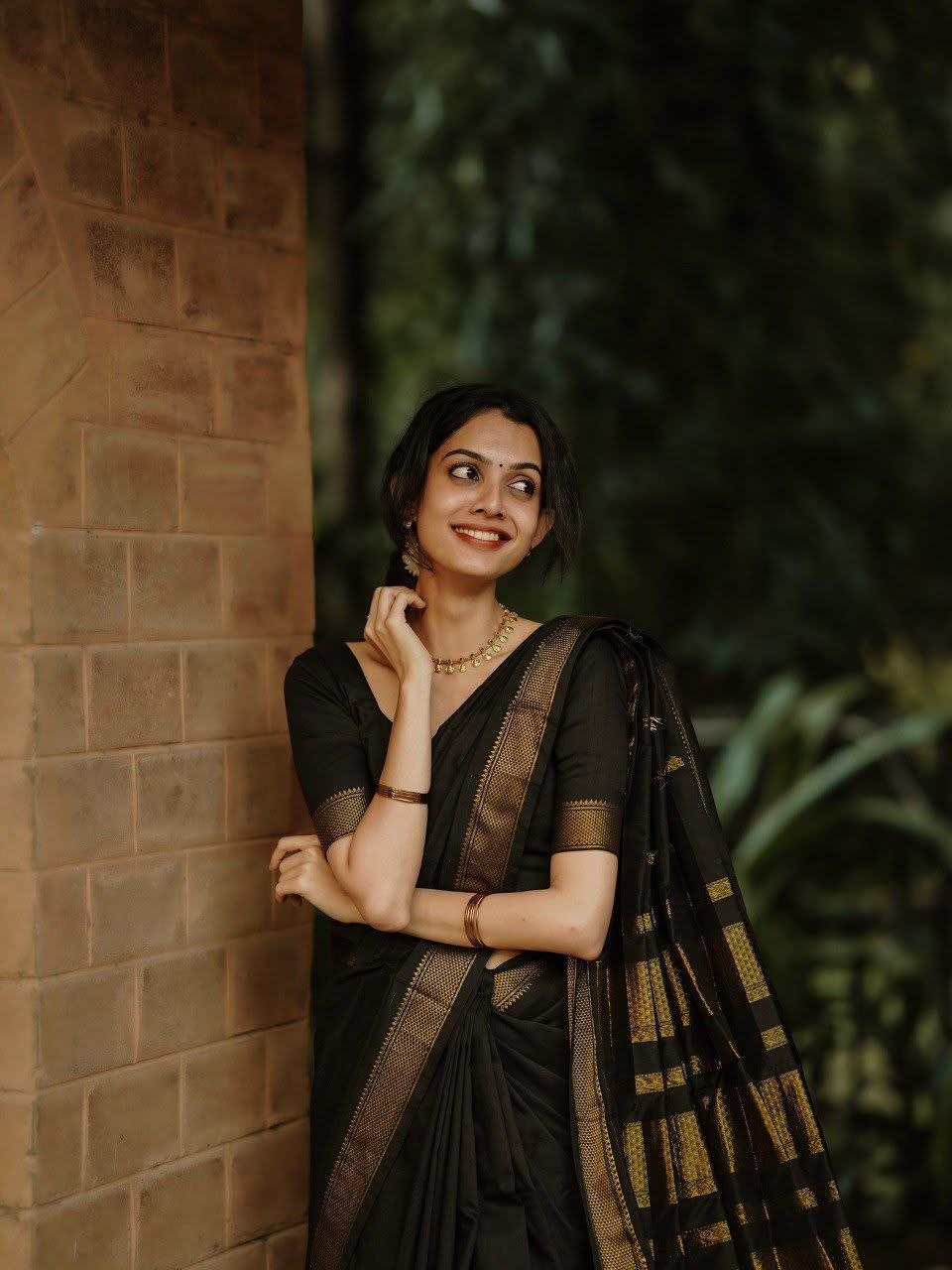 Summer jacquard rich pallu silk black saree