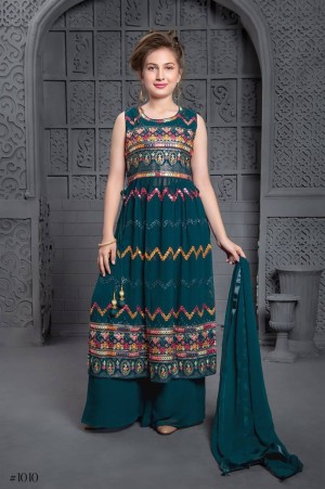 Multi threaded stich georgette blue top with palazzo